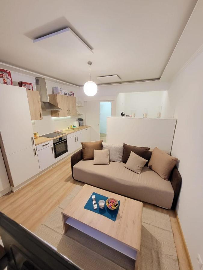 Velky Apartman 3 ブラチスラヴァ エクステリア 写真