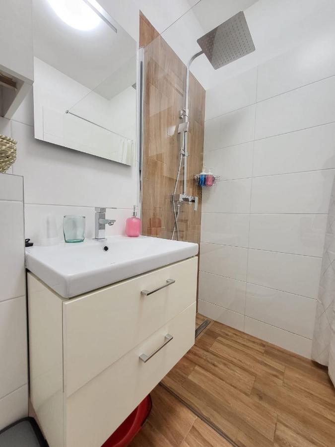 Velky Apartman 3 ブラチスラヴァ エクステリア 写真