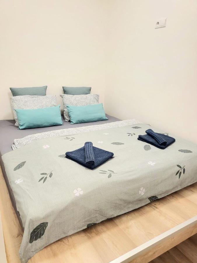 Velky Apartman 3 ブラチスラヴァ エクステリア 写真