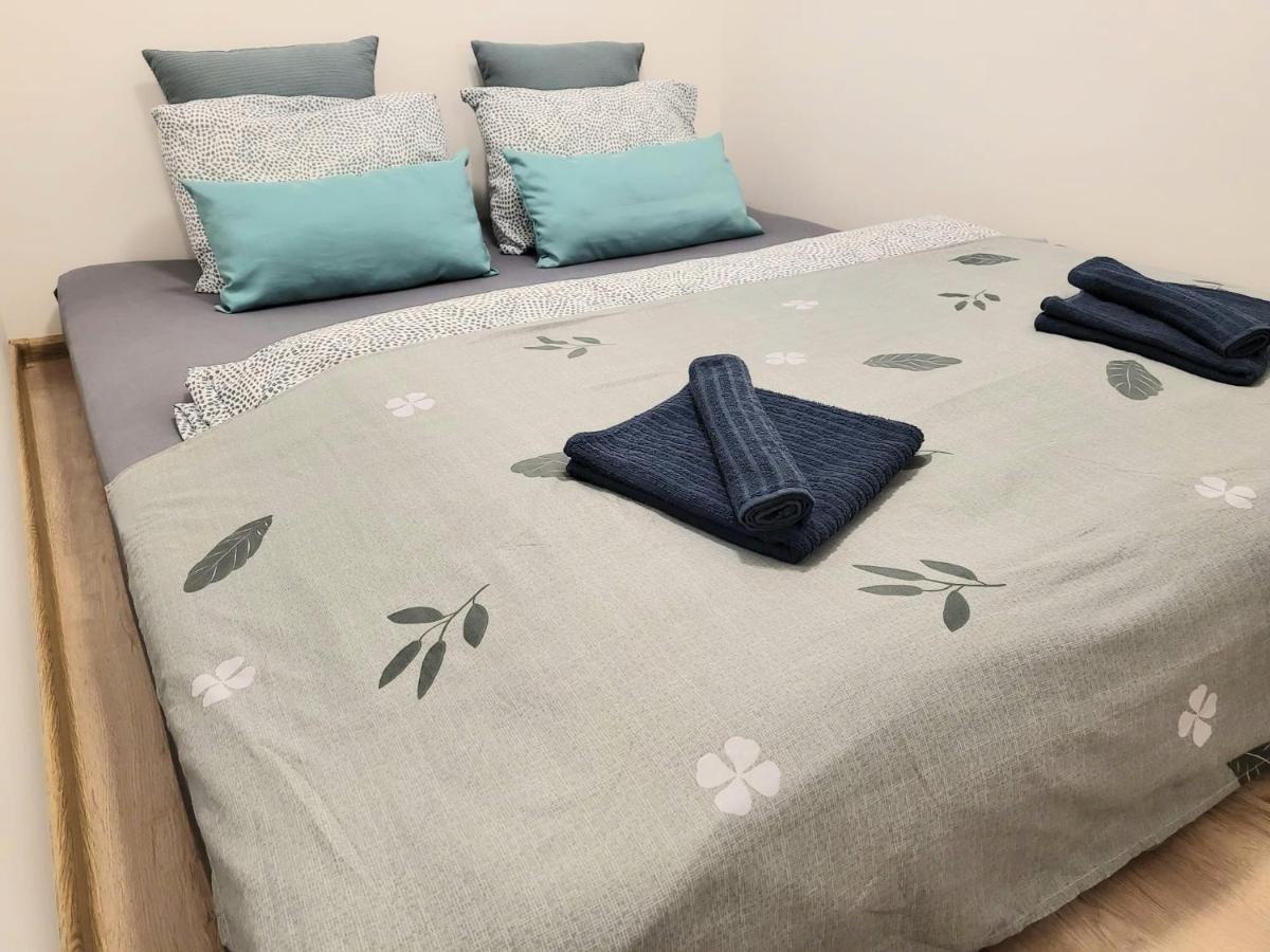 Velky Apartman 3 ブラチスラヴァ エクステリア 写真